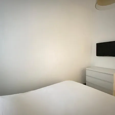Apartment 06bs In The Heart Of Old Antibes